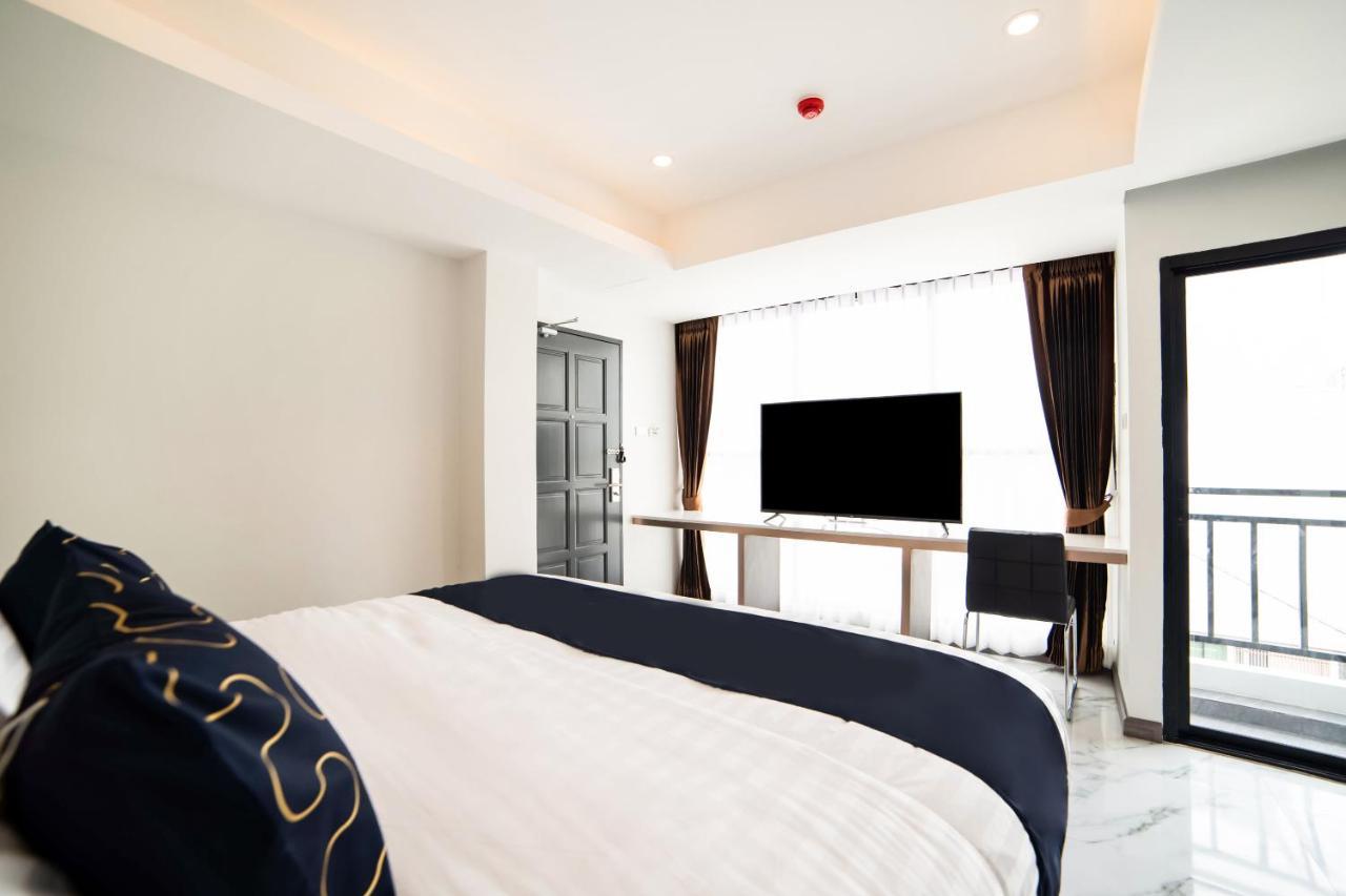 Ongkara Near Bts Thonglor Hotell Bangkok Exteriör bild